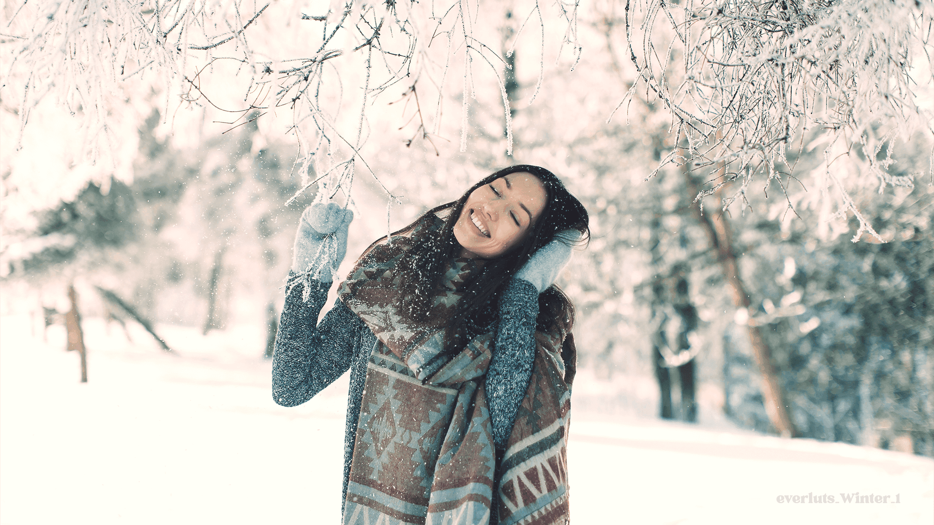 Explore the Frames - Everluts Winter 1